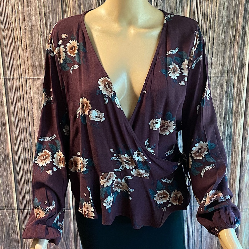 Wild Fable size XXL purple cream & green floral long sleeve flowy blouse